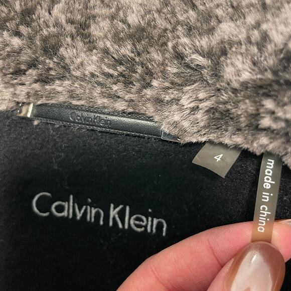 Calvin Klein Long Wool Black Overcoat Faux Fur Collar & Belt Women's Size 4 - Picture 4 of 7